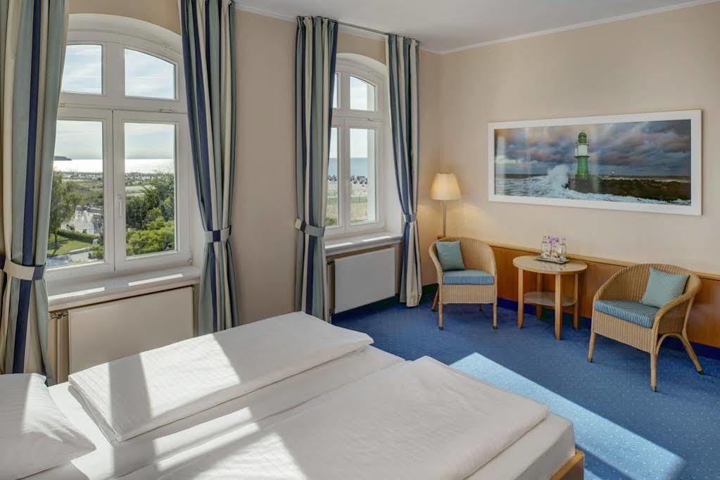 Hotel Am Leuchtturm 4*